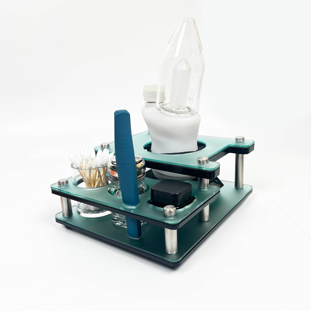 Focus V Carta 2 Multi-Tiered Rig Station with Charging Dock Platform