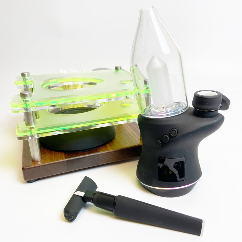 Focus V Carta 2 and Saber Dab Tool Deluxe Rig Station