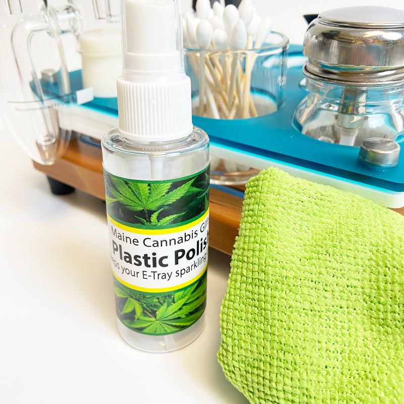 MCG Plastic Polish Kit to Keep Your Acrylic Trays Sparkling Clean
